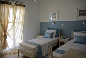 2 bedrooms, iron/ironing board, travel cot, free WiFi