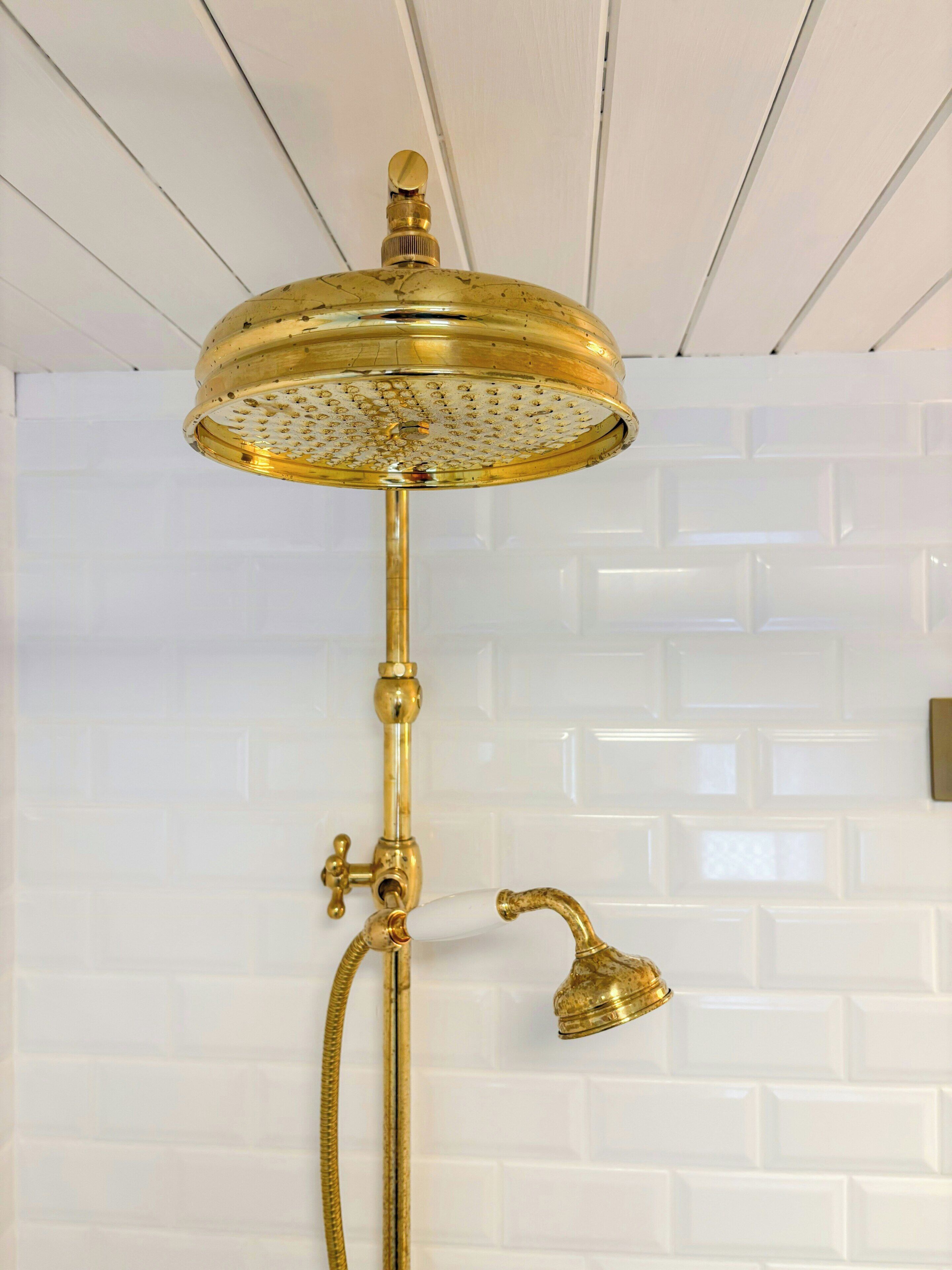 Hand-held showerhead