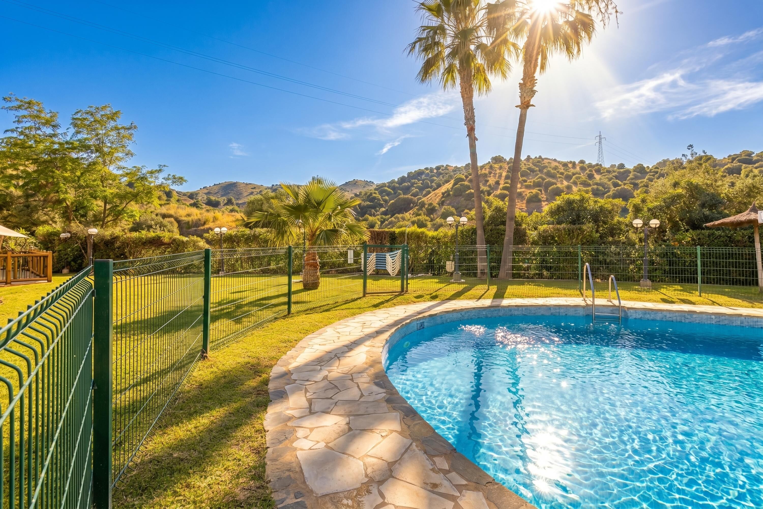 Leilighet – honeymoon, flere soverom, 2 bad, ved fjell (Reserva De Marbella 2 Sunviews) | Basseng | Sesongbasert utendørsbasseng