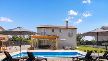 Family Villa, 5 Bedrooms, Fireplace (Villa Anastazija Family Retreat with) | Outdoor pool | Seasonal outdoor pool