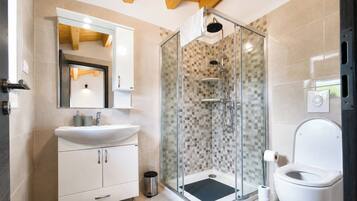 Family Villa, 5 Bedrooms, Fireplace (Villa Anastazija Family Retreat with) | Bathroom