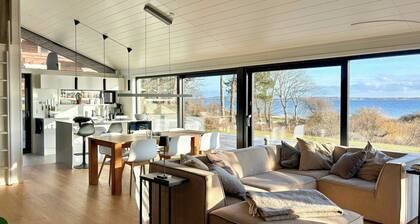 Idyllic modern house overlooking Lammefjord
