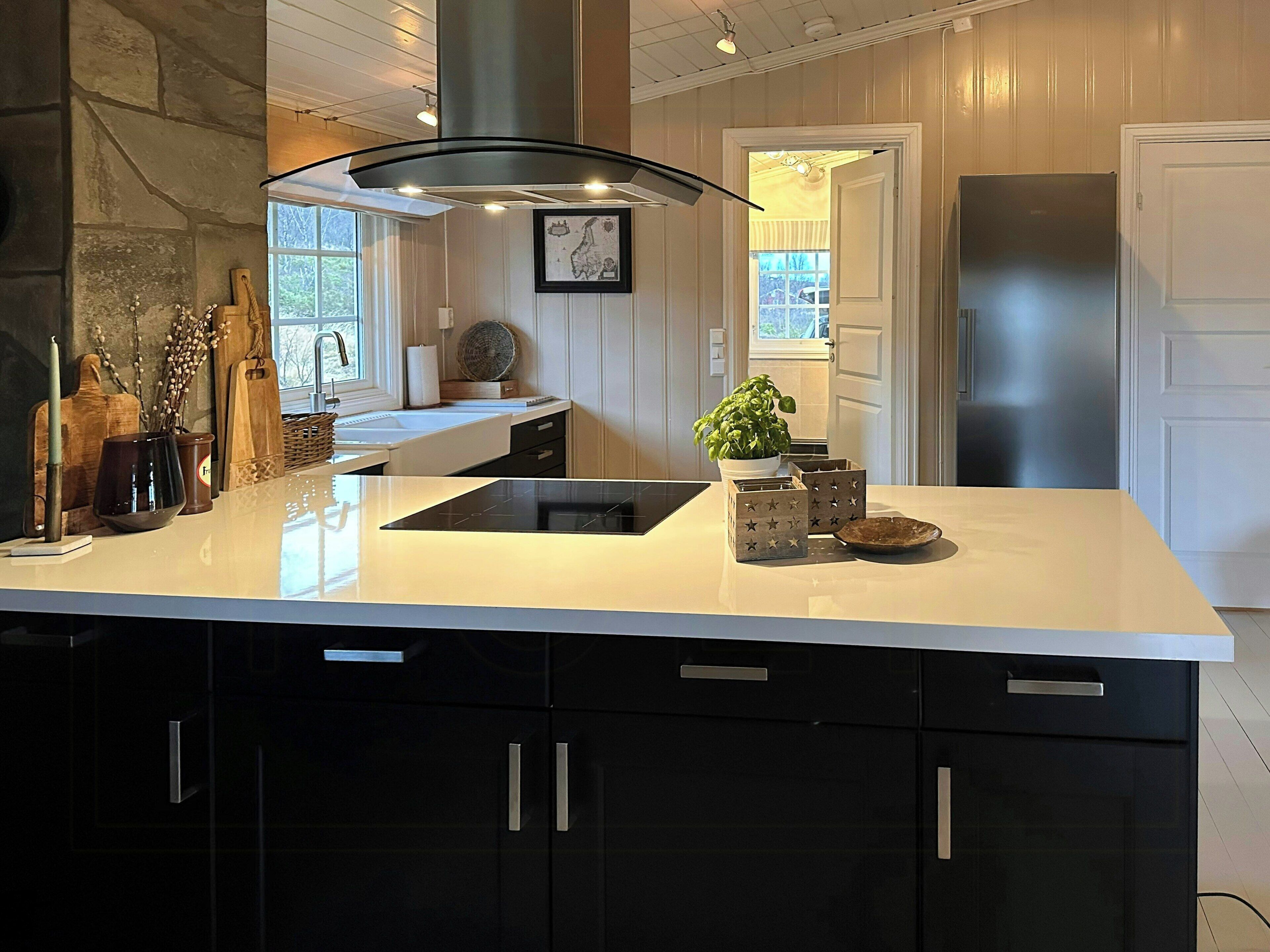 Oven, dishwasher, coffee/tea maker
