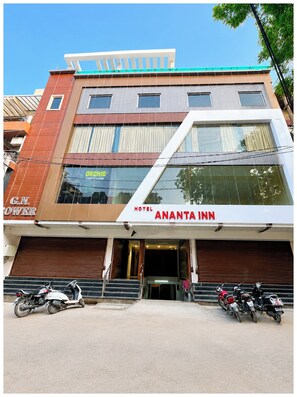Exterior - Hotel Ananta  (Gwalior)