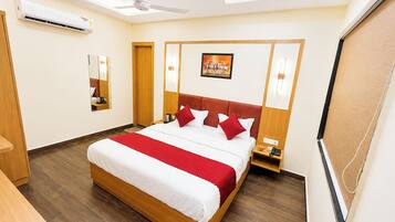 Chambre Double Deluxe, climatisation | Literie hypoallergénique, bureau, chambres insonorisées, Wi-Fi gratuit