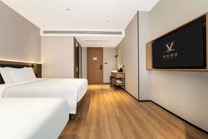 Family Triple Room, Courtyard View