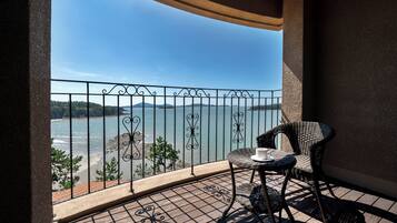 26 Pyeong C | Individually decorated, individually furnished, desk, free WiFi