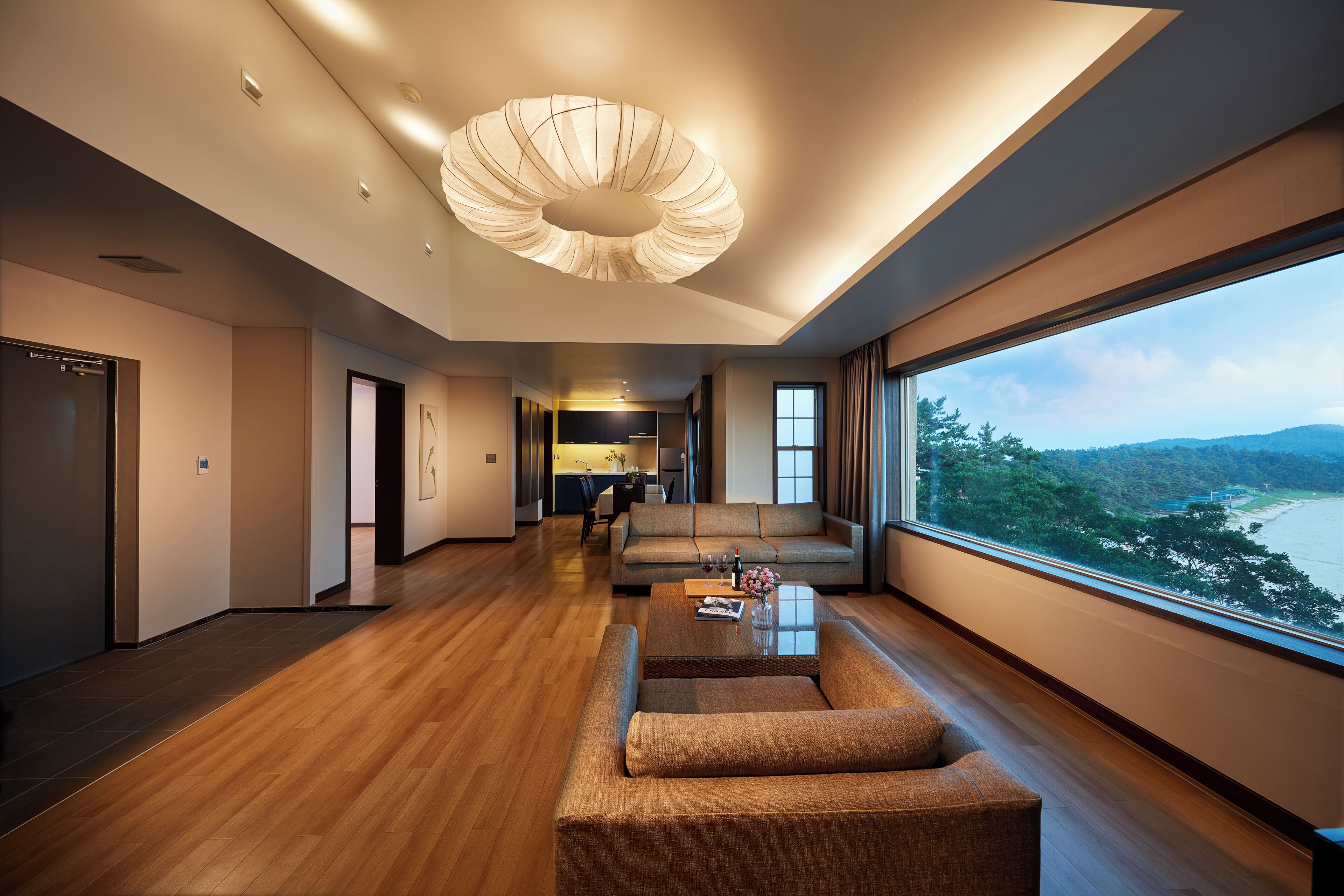43 Pyeong | Individually decorated, individually furnished, desk, free WiFi