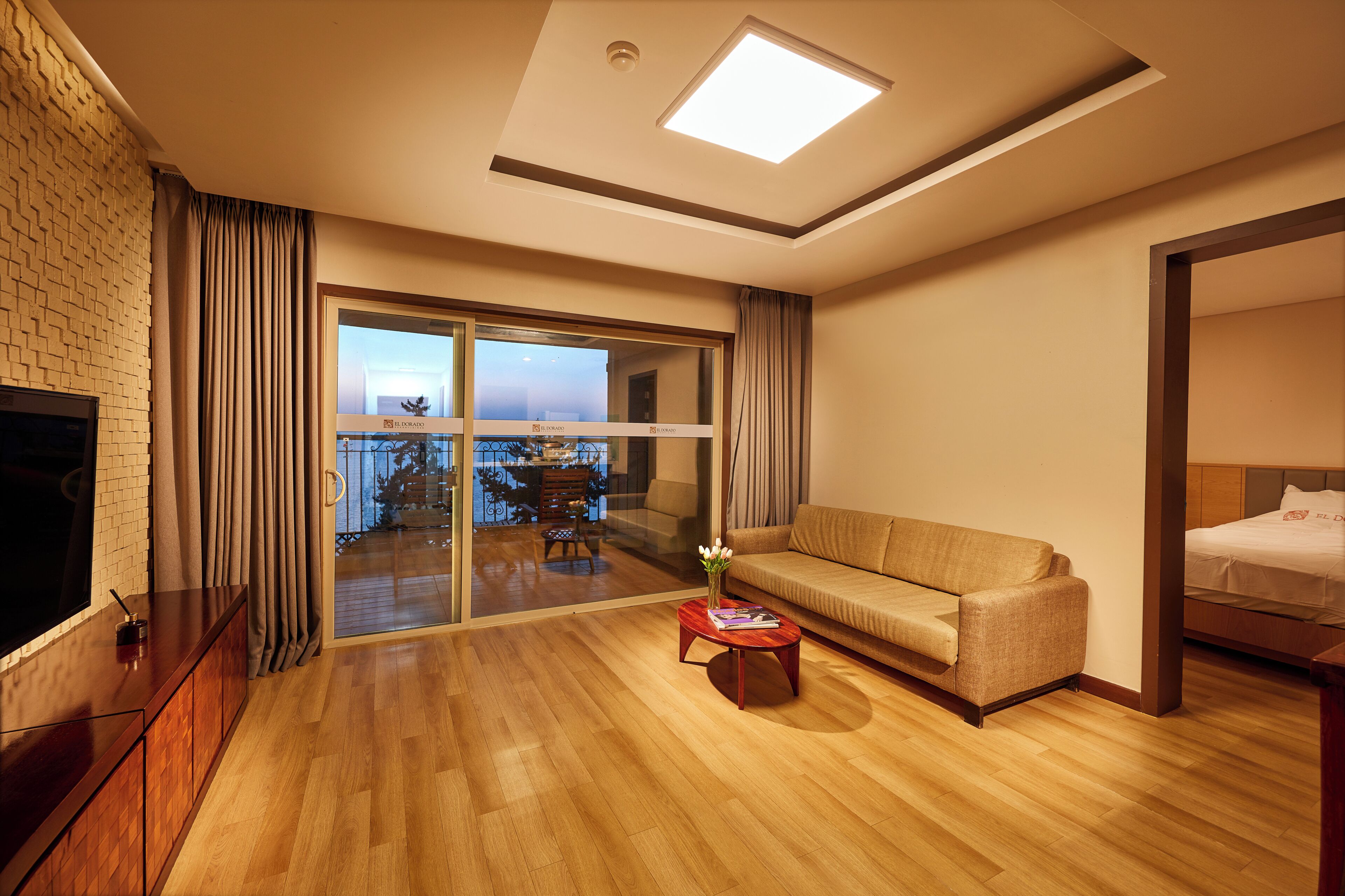 35 Pyeong A | Individually decorated, individually furnished, desk, free WiFi