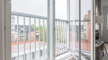 Comfort Apartment, 2 Bedrooms, Sauna | Balcony