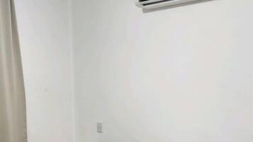 2 quartos, Wi-Fi, roupa de cama, acesso para cadeiras de rodas