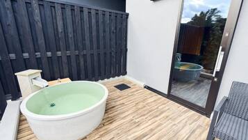 Twin Room, Lanai, Garden View | Free WiFi