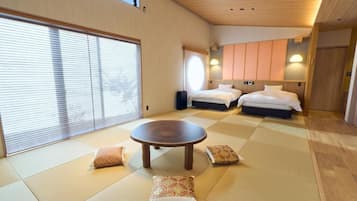 Twin Room, Lanai, Garden View | Free WiFi