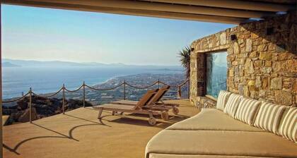 Villa Zephyra – A Peaceful Cycladic Escape with Sea & Sunset Views