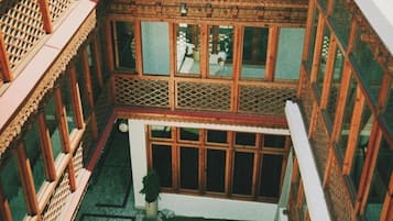 Enceinte de lâhĂ©bergement