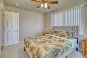 4 Schlafzimmer, Bügeleisen/Bügelbrett, kostenloses WLAN, Bettwäsche