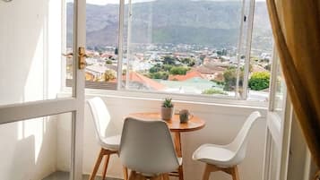 Apartamento, 1 quarto | Sacada