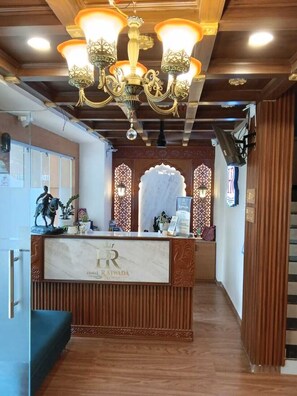 Reception - Hotel Rajwada Nagpur (Nagpur)