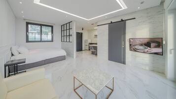 Basic Room, 1 Bedroom (S2 (Jet Spa, Breakfast)) | 1 bedroom, free WiFi