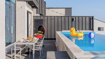 Basic Room, 1 Bedroom (P3 (Pool Villa, Jet Spa, Breakfast)) | 1 bedroom, free WiFi
