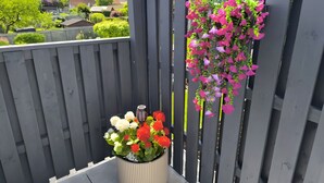 Unclassified image, 4 of 23, button - Apartment 'Heide' with Private Terrace and Wi-Fi (Walsrode)