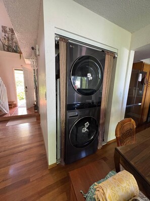Interior - Puamana Peaceful 3BR North Shore Stay (Princeville)
