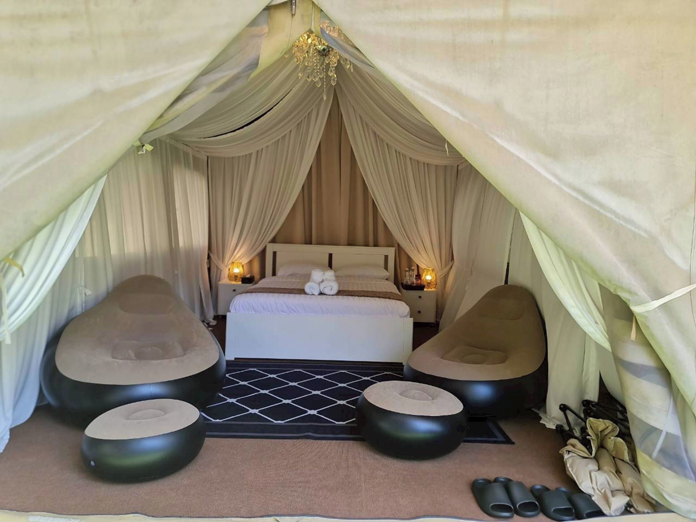 Moonlight Tent | Wi-Fi ฟรี, ผ้าปูที่นอน
