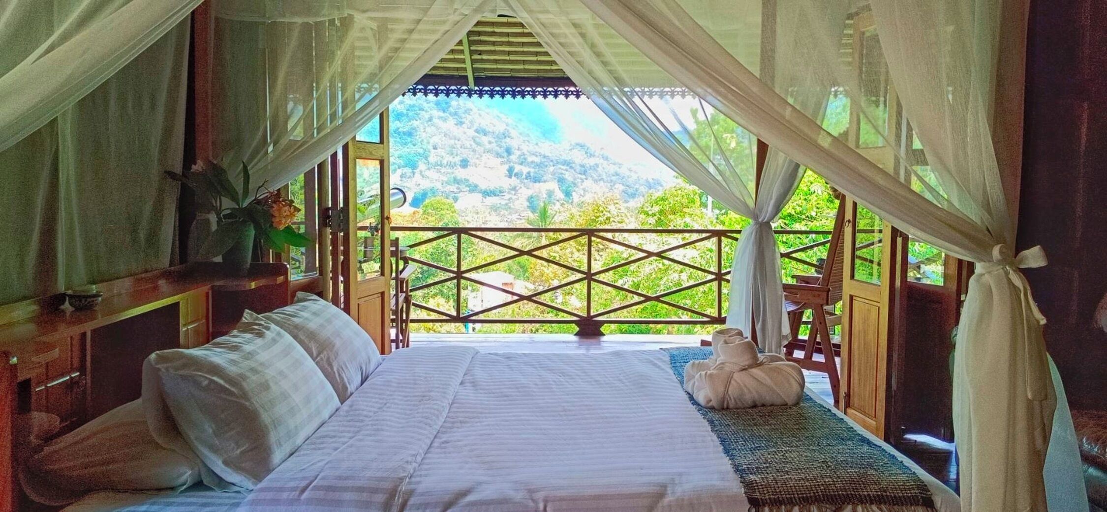 Wifi gratis y ropa de cama 
