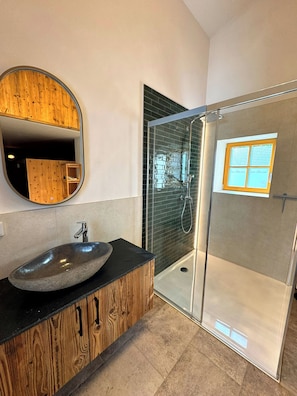 Apartment, Mountain View | Bathroom - Zum Hubertus (Pfafflar)