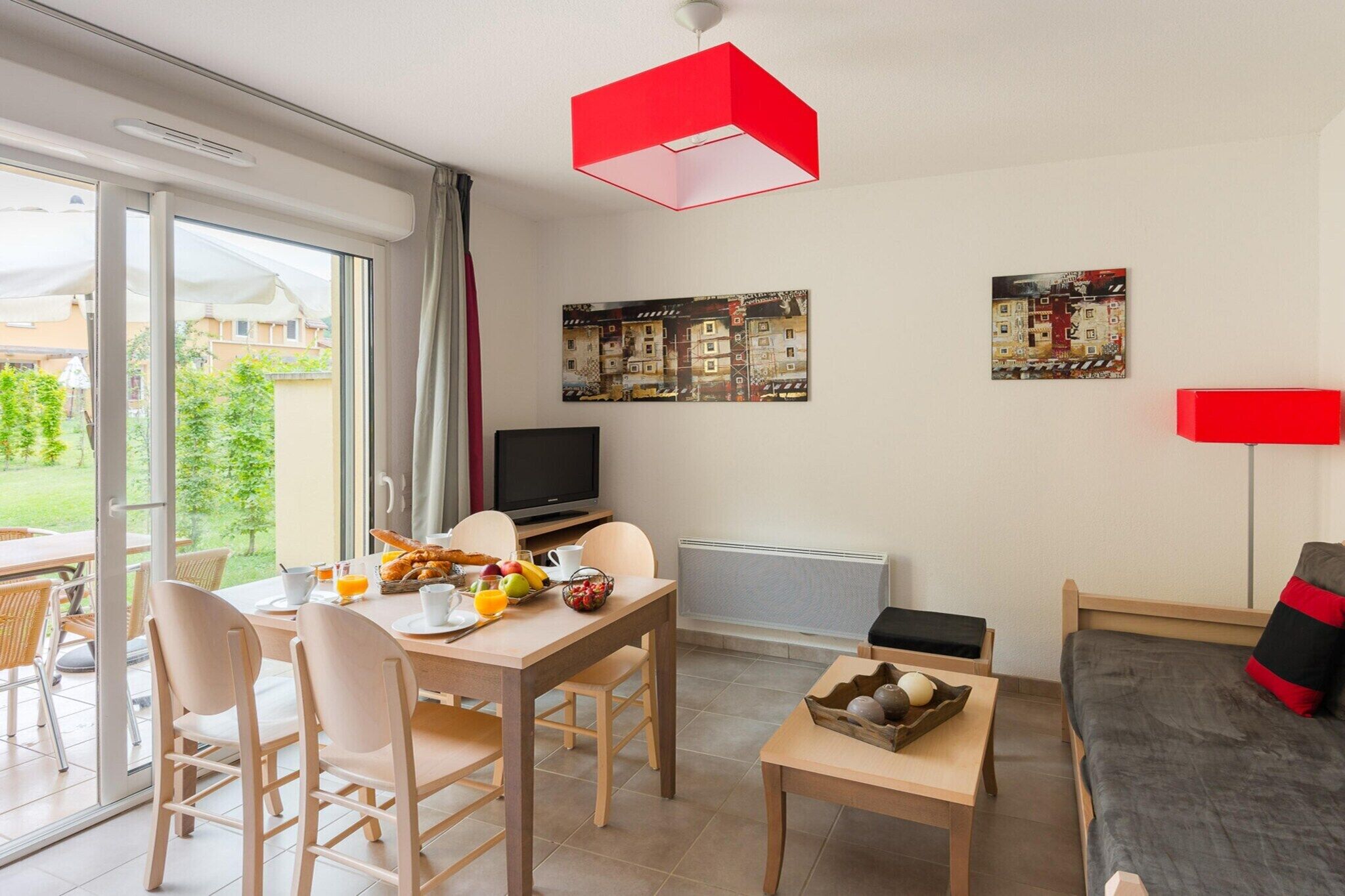 お食事