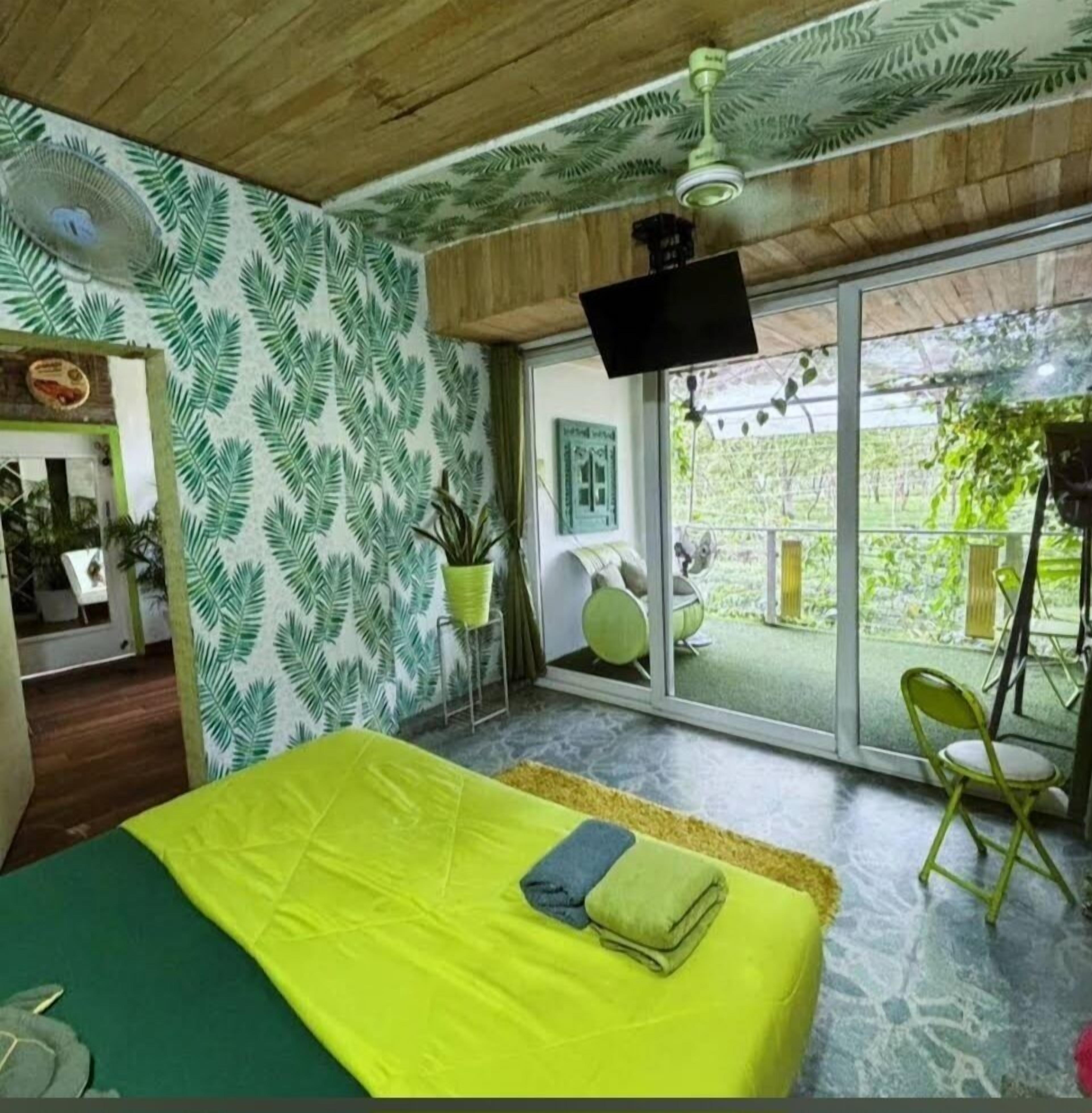 Luxury Double Room, Balcony, Garden View | Premium bedding, down duvets, memory-foam beds, blackout curtains