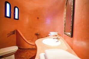 Spa - Vrbo Property (Ghazoua)