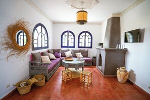 Living area - Vrbo Property (Ghazoua)