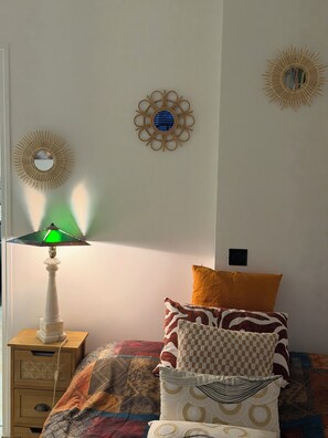 Iron/ironing board, WiFi, bed sheets - Apartment/Garden/Terrace (Rueil-Malmaison)