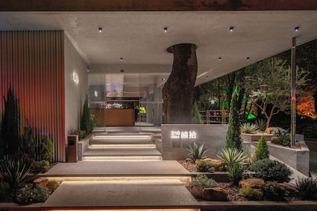 Exterior. Banyan Retreat R10 Hotel