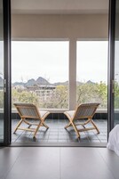Luxury Studio Suite | Terrace/patio