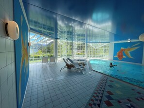 Pool - Fantastic chalet on Lake Grundlsee at the Mondi Resort 25.07.-01.08.26 (Grundlsee)