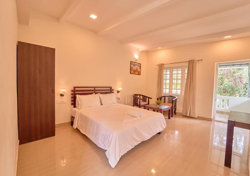 Family Room, Balcony, Garden View