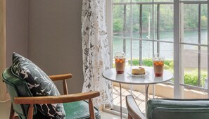 Basic Room, 1 Bedroom (202) | 1 bedroom, free WiFi - Pocheon La Vie en Rose Pension (Pocheon)