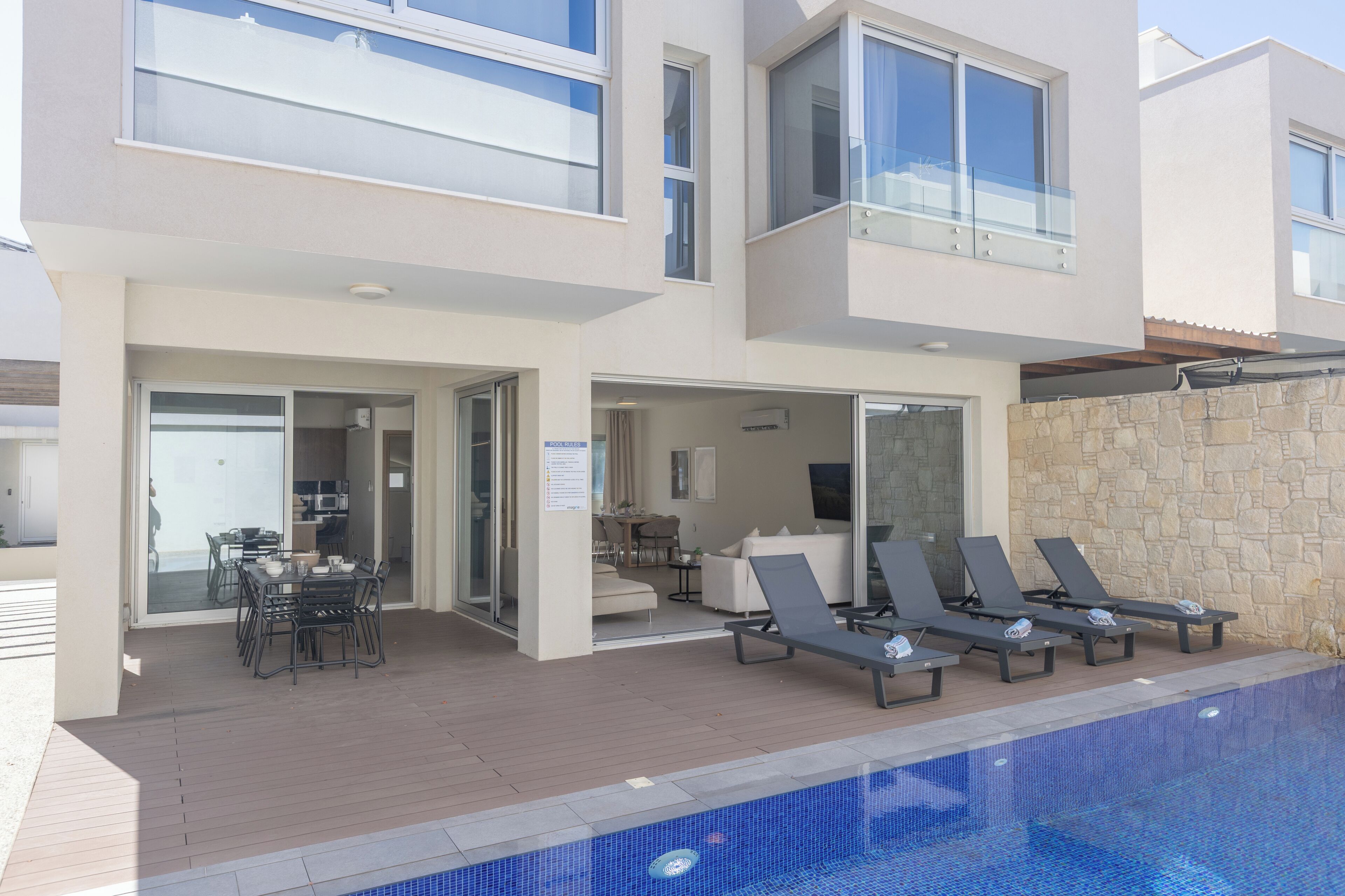 Villa, 4 Bedrooms, Private Pool, Garden View | Outdoor dining