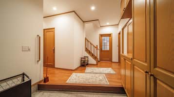 House, Mountain View | Free WiFi, bed sheets