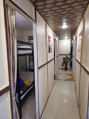 Desk, soundproofing, free WiFi - Hotel Prem Manor Roorkee (Roorkee)