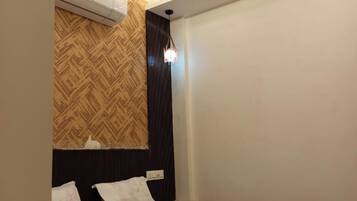 Double Room | Desk, soundproofing, free WiFi