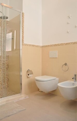 Bathroom - Palau Noal (Alghero)