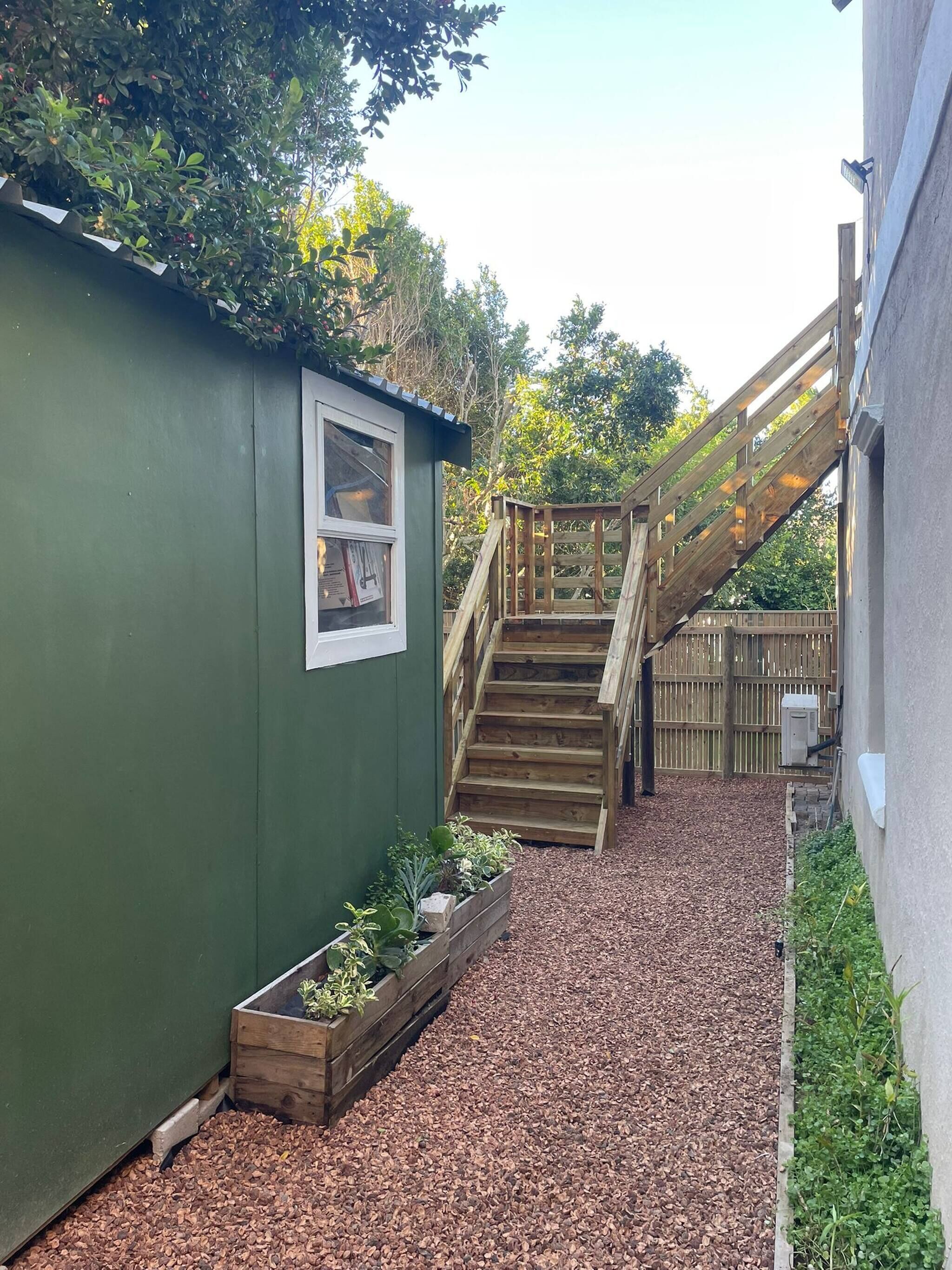Apartment, 2 Bedrooms, Smoking, Balcony | Property grounds