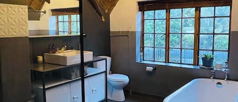 Appartement, 2 chambres, fumeur, balcon | Salle de bain