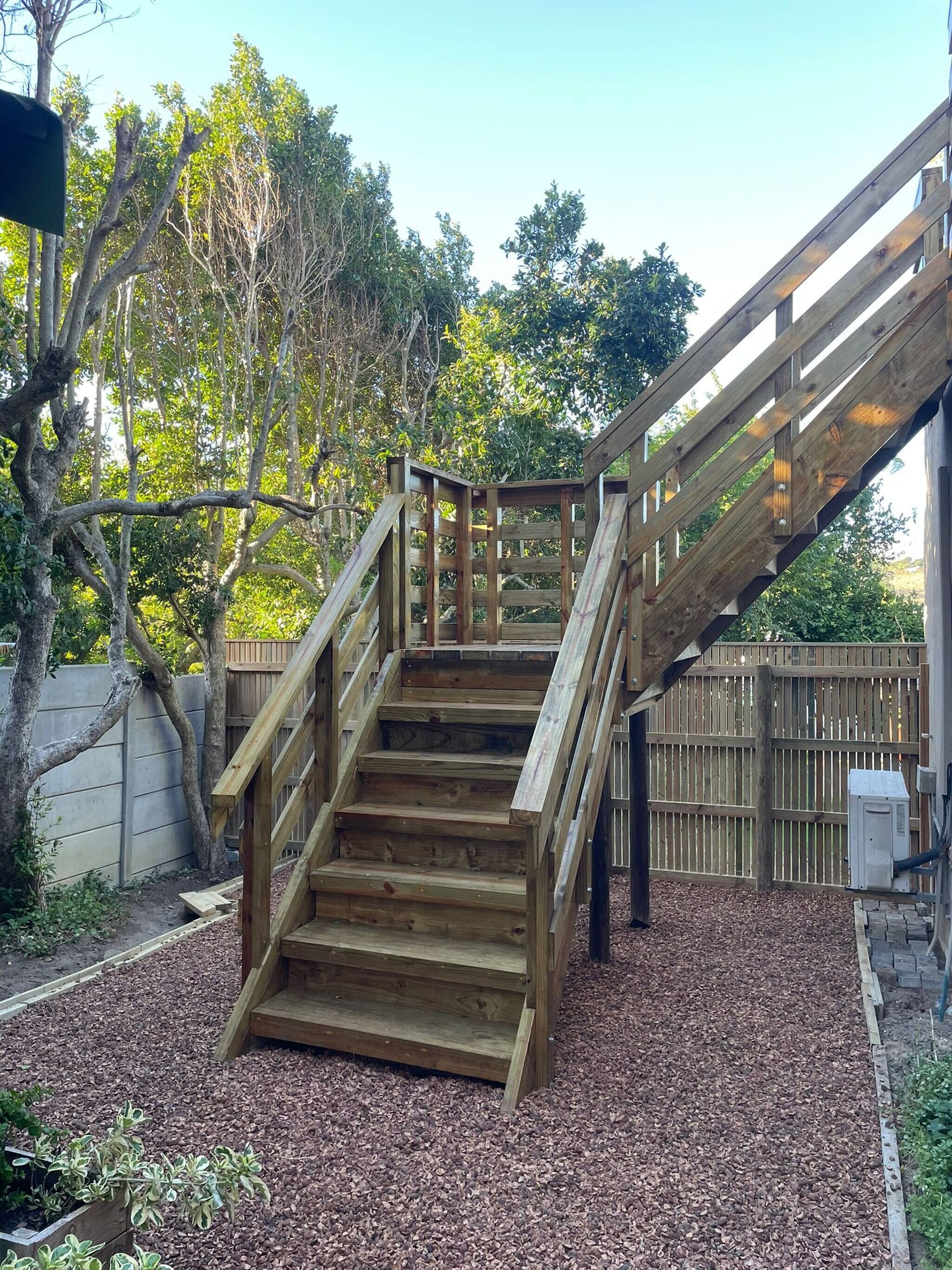 Apartment, 2 Bedrooms, Smoking, Balcony | Property grounds