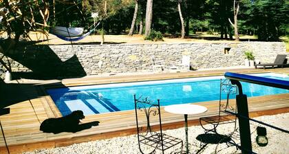 Ferienhaus 'Les Pins - Domaine Russol' mit Bergblick, WLAN und Klimaanlage