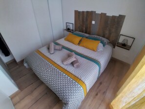 Room - Vrbo Property (Palavas-les-Flots)