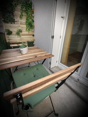 Outdoor dining - Vrbo Property (Palavas-les-Flots)